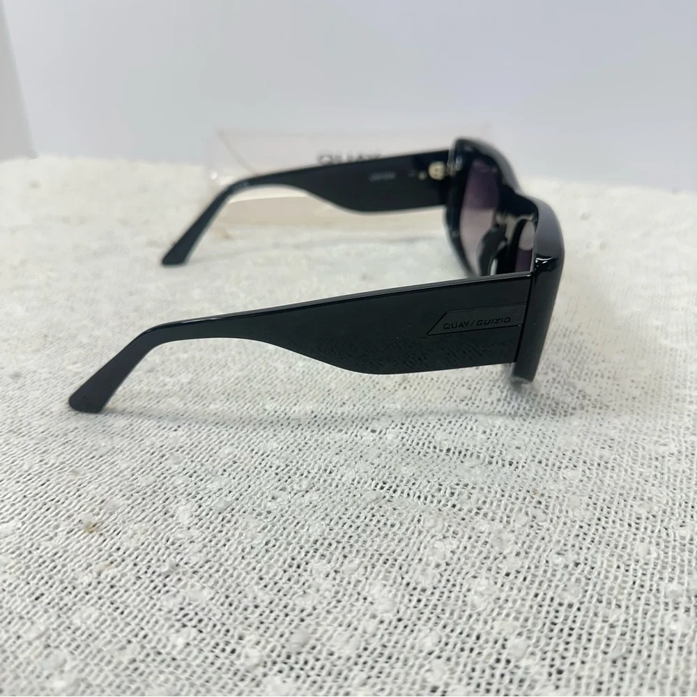 QUAY Uniform Oversized Black Square Sunglasses